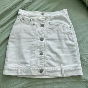 7 for all mankind white denim skirt. Size 24